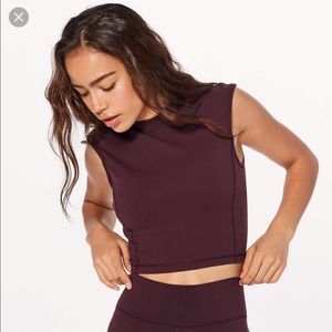 Lululemon mock neck crop